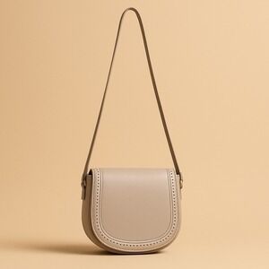 IM Heart Crossbody Saddle Style Floral Strap Boho‎ Cottagecore Western Small Bag